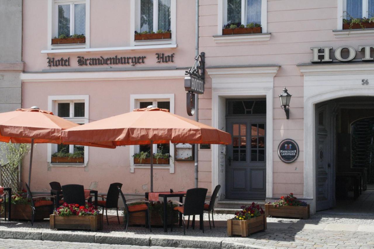 נוירופין Stadthotel Brandenburger Hof מראה חיצוני תמונה