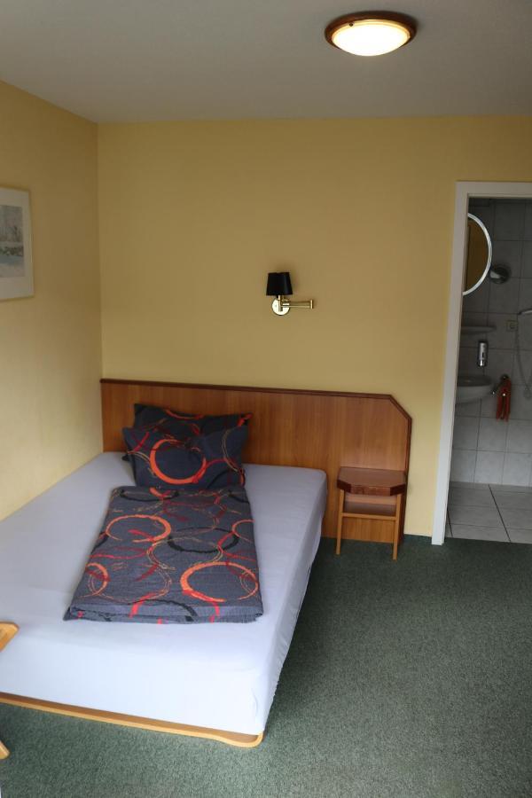 נוירופין Stadthotel Brandenburger Hof מראה חיצוני תמונה